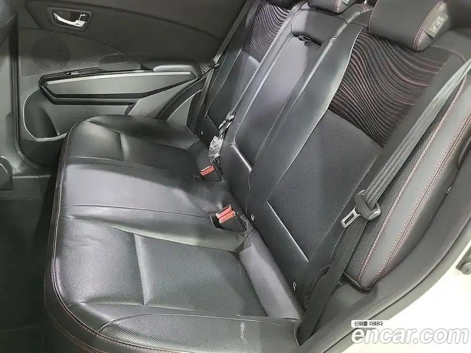 SsangYong TIBOLI 2016 1.6 автомат (гидро), фото 15