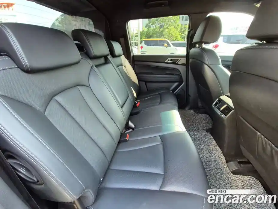 SsangYong Rexton 2024 2.2 автомат (гидро), фото 13