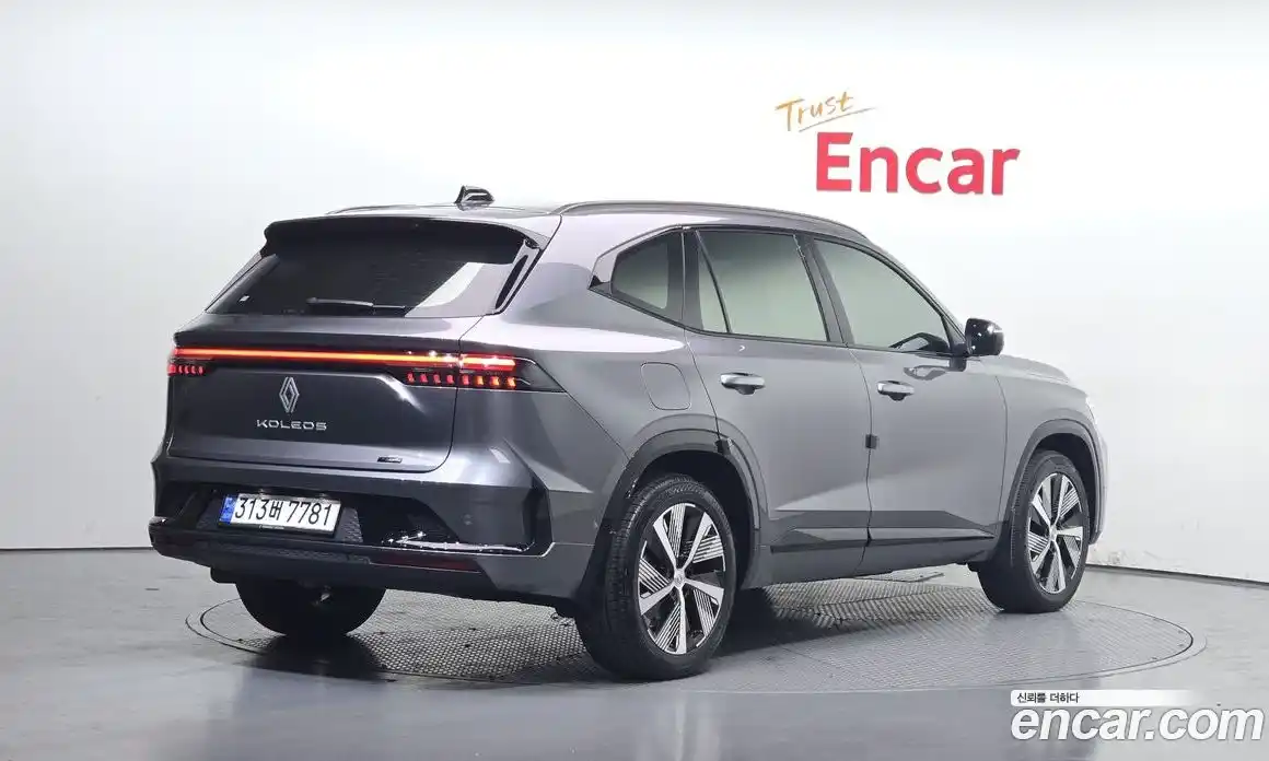 Renault Grand Koleos 2024 1.5 гидро, фото 2