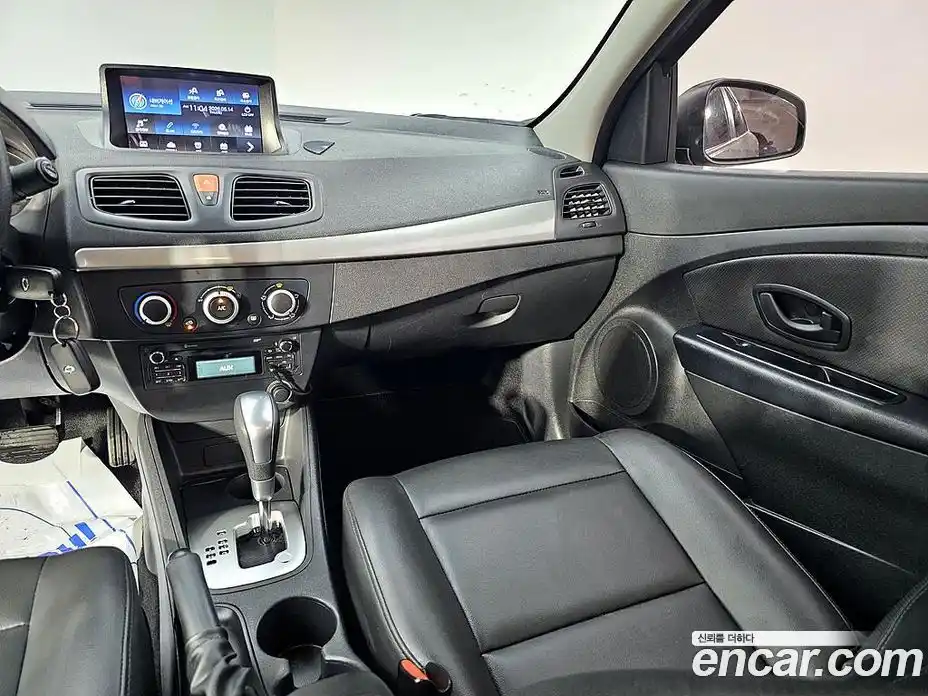 Renault SM3 2016 1.6 гидро, фото 10