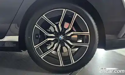BMW 7 серия 2025 3.0 автомат (гидро), миниатюра 7