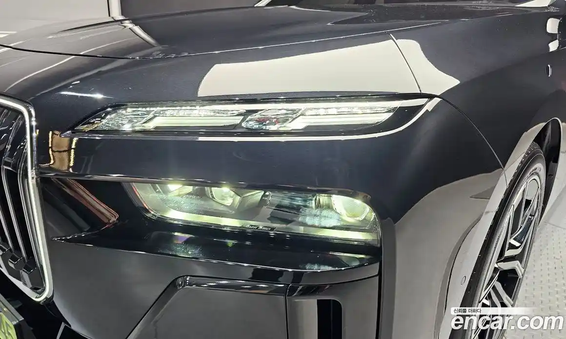 BMW 7 серия 2025 3.0 автомат (гидро), фото 8