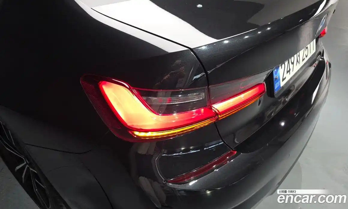BMW 3 серия 2022 2.0 автомат (гидро), фото 9