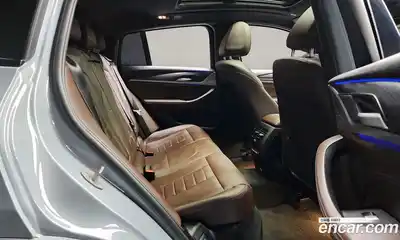 BMW X4 2023 2.0 автомат (гидро), миниатюра 11