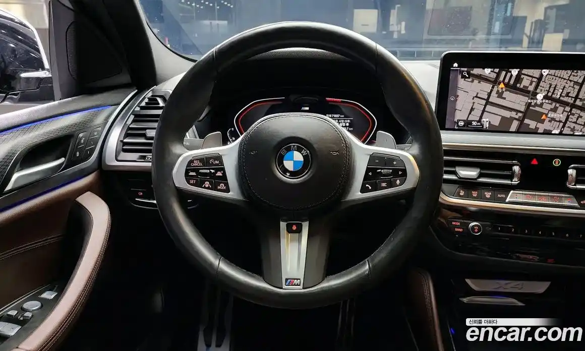 BMW X4 2023 2.0 автомат (гидро), фото 14