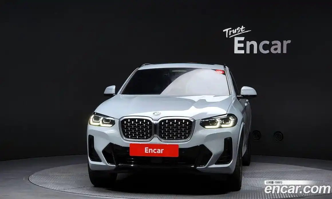 BMW X4 2023 2.0 автомат (гидро), фото 3