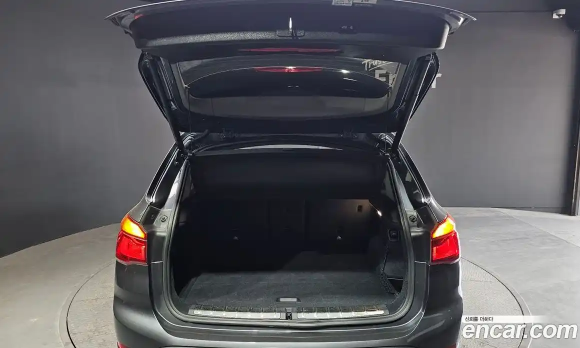 BMW X1 2022 2.0 автомат (гидро), фото 26