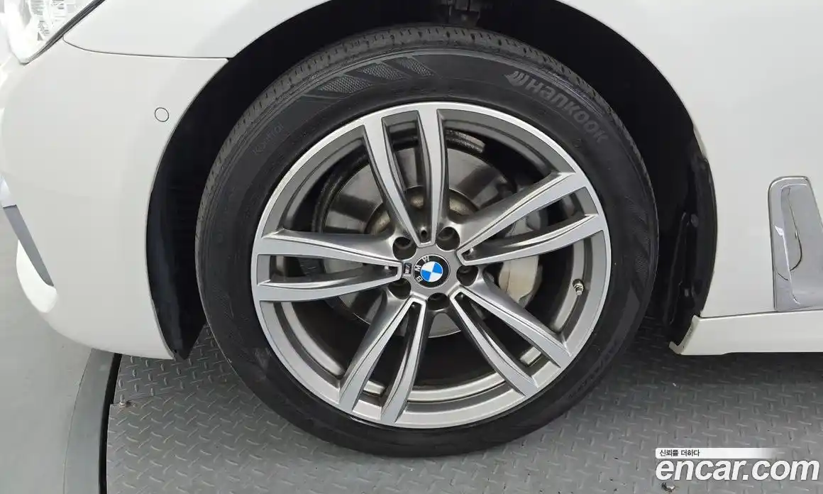 BMW 7 серия 2017 3.0 автомат (гидро), фото 5