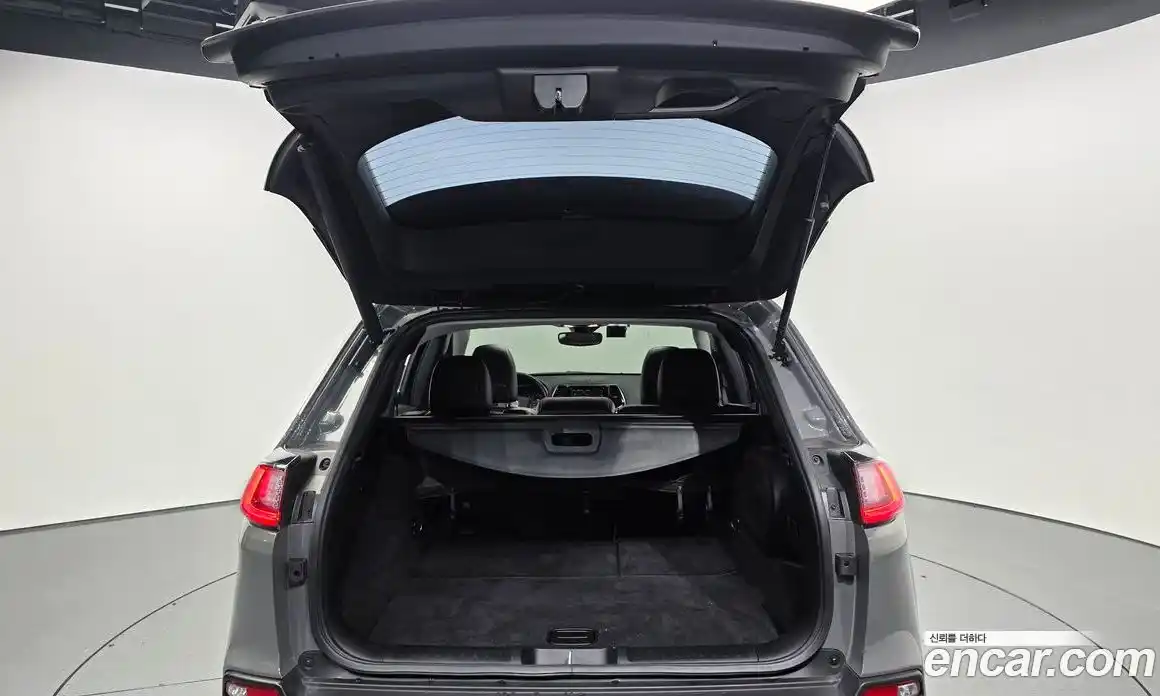 Jeep Cherokee 2021 2.4 автомат (гидро), фото 26