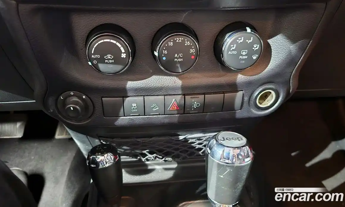 Jeep Wrangler 2017 3.6 автомат (гидро), фото 23