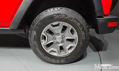 Jeep Wrangler 2017 3.6 автомат (гидро), миниатюра 7
