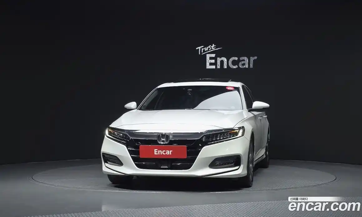 Honda Accord 2019 1.5 автомат (гидро), фото 3 Honda Accord 2019 1.5 автомат (гидро), фото 3