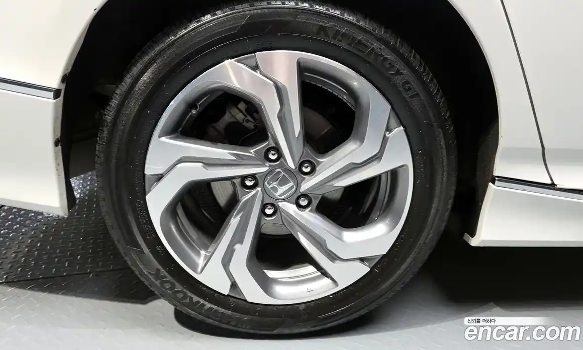 Honda Accord 2019 1.5 автомат (гидро), фото 34 Honda Accord 2019 1.5 автомат (гидро), фото 34