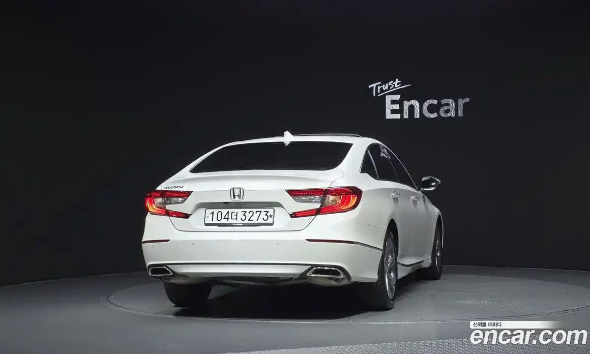Honda Accord 2019 1.5 автомат (гидро), фото 4 Honda Accord 2019 1.5 автомат (гидро), фото 4