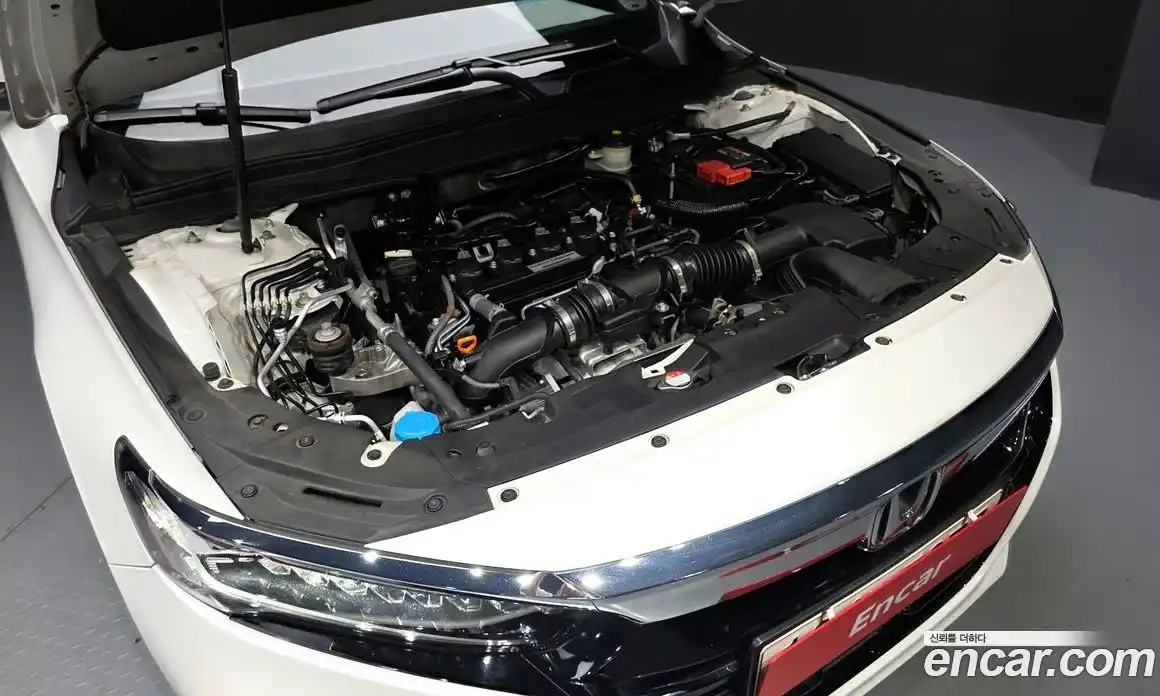 Honda Accord 2019 1.5 автомат (гидро), фото 6 Honda Accord 2019 1.5 автомат (гидро), фото 6