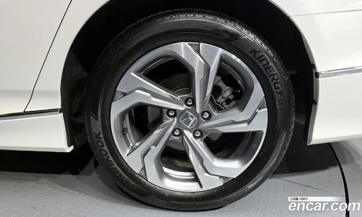 Honda Accord 2019 1.5 автомат (гидро), фото 7 Honda Accord 2019 1.5 автомат (гидро), фото 7