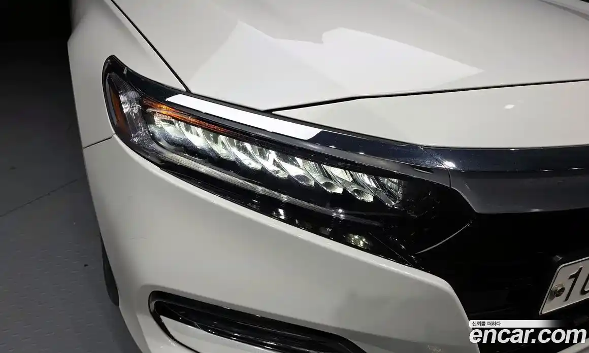 Honda Accord 2019 1.5 автомат (гидро), фото 8 Honda Accord 2019 1.5 автомат (гидро), фото 8