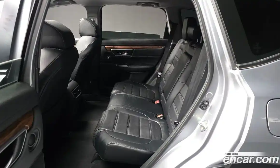 Honda CR-V 2019 1.5 автомат (гидро), фото 16
