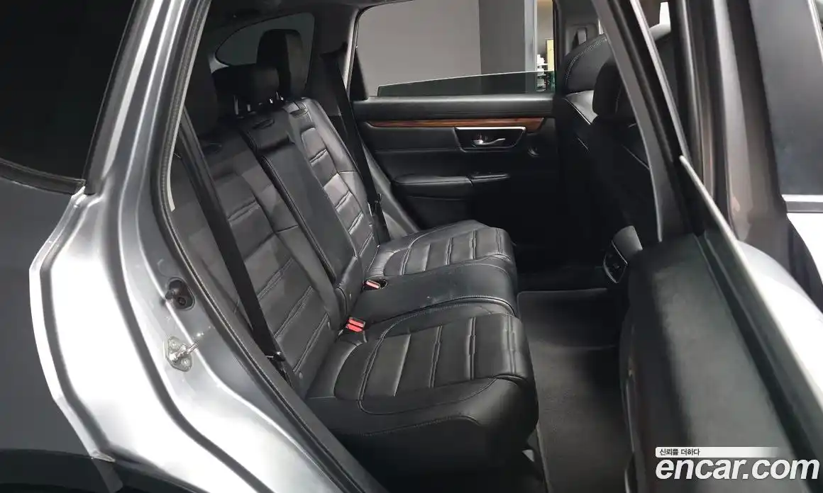 Honda CR-V 2019 1.5 автомат (гидро), фото 18