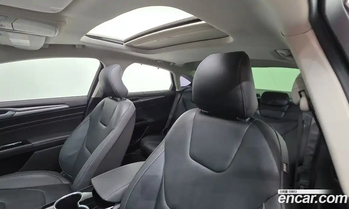 Ford Mondeo 2016 2.0 автомат (гидро), фото 11