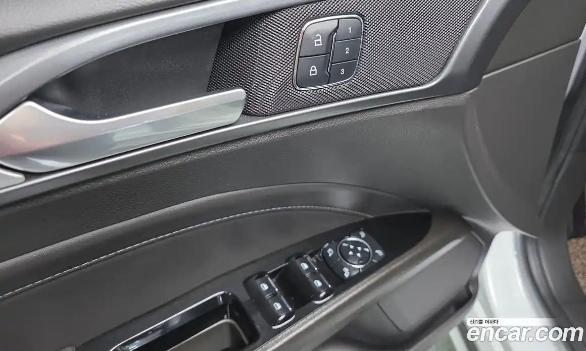 Ford Mondeo 2016 2.0 автомат (гидро), фото 13