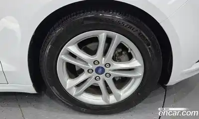 Ford Mondeo 2016 2.0 автомат (гидро), миниатюра 5