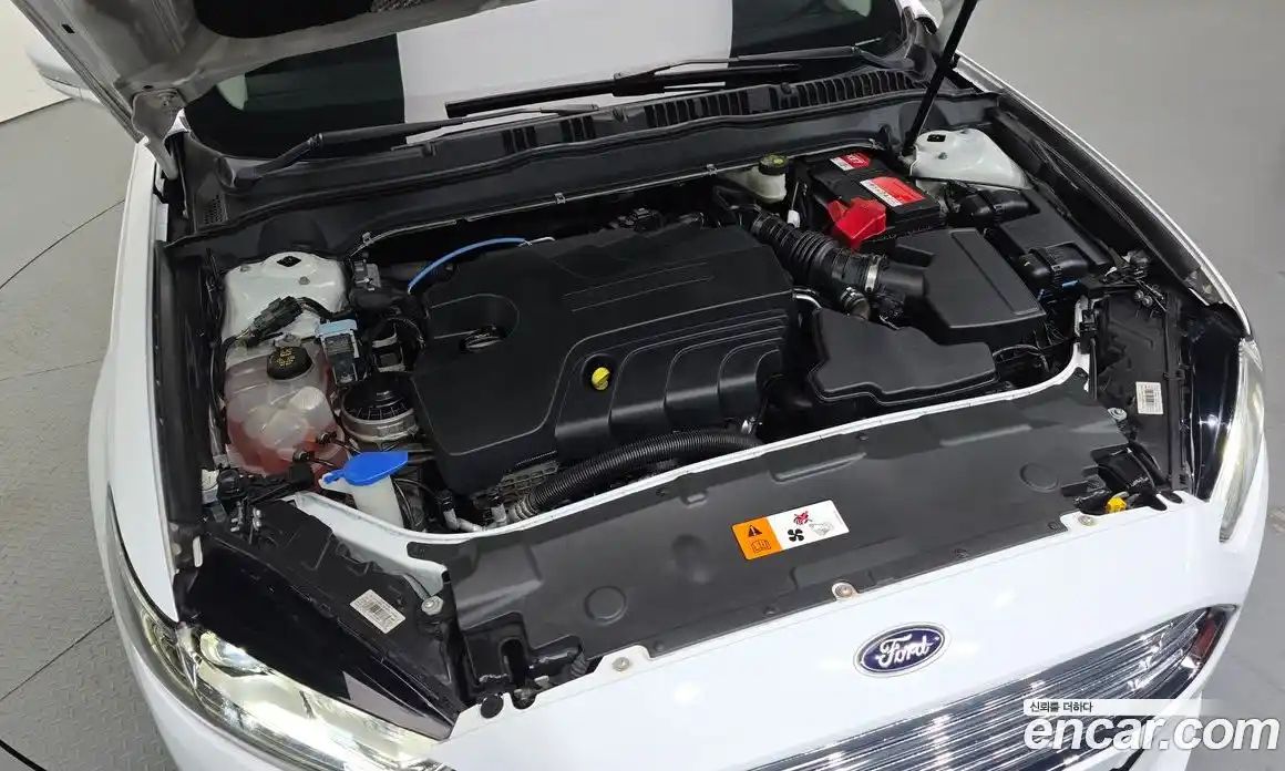 Ford Mondeo 2016 2.0 автомат (гидро), фото 6