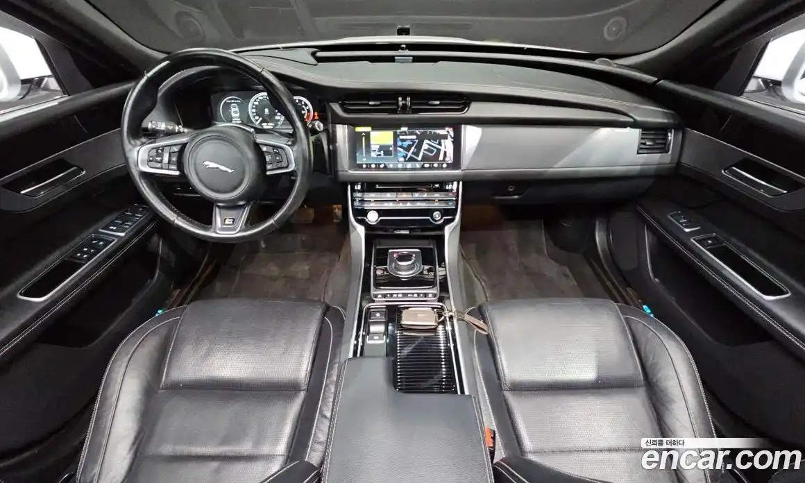 Jaguar XF 2017 3.0 гидро, фото 7