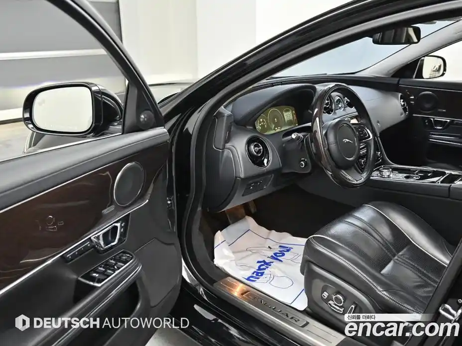 Jaguar XJ 2016 3.0 гидро, фото 11
