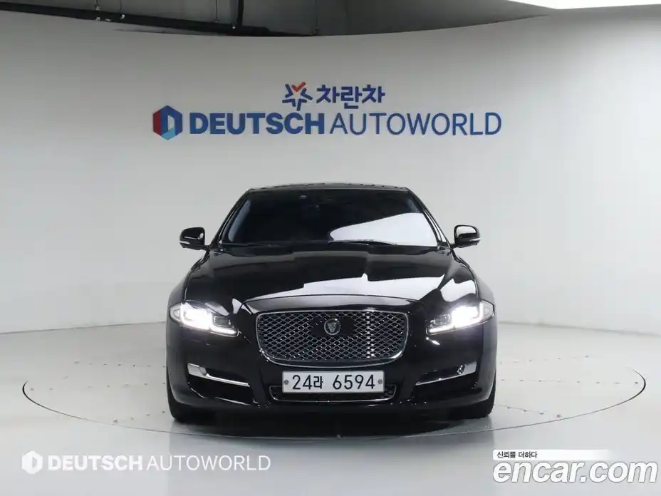 Jaguar XJ 2016 3.0 гидро, фото 3