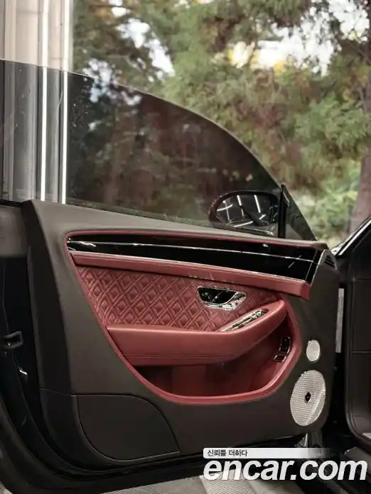 Bentley Continental 2020 4.0 гидро, фото 9