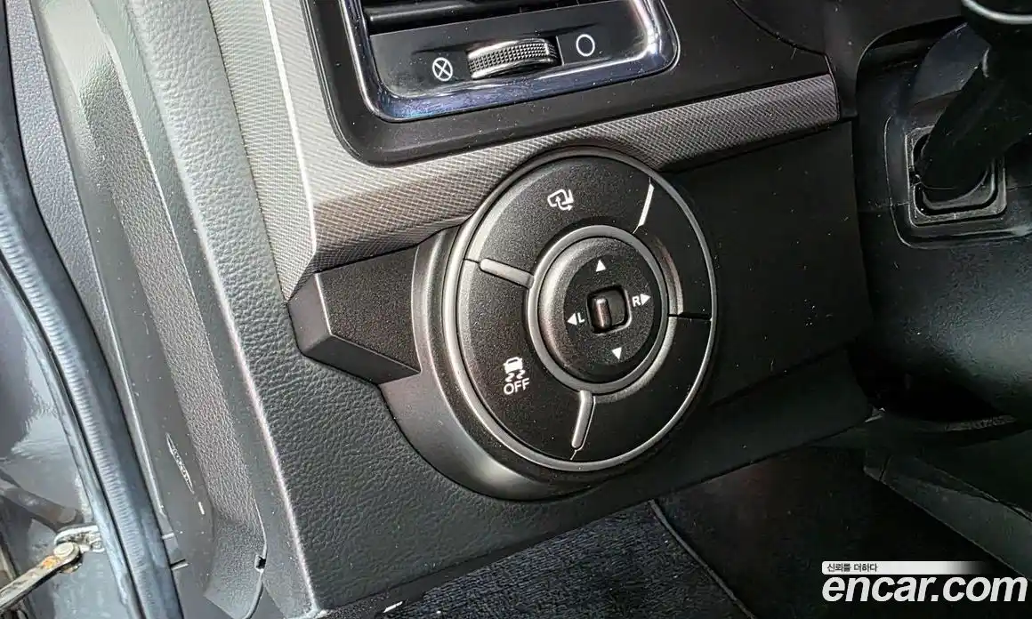SsangYong Korando 2017 2.2 автомат (гидро), фото 13