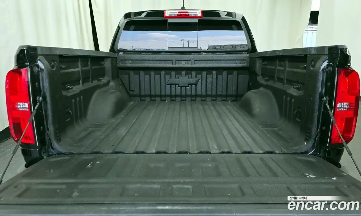 Chevrolet Colorado 2022 3.6 автомат (гидро), фото 20