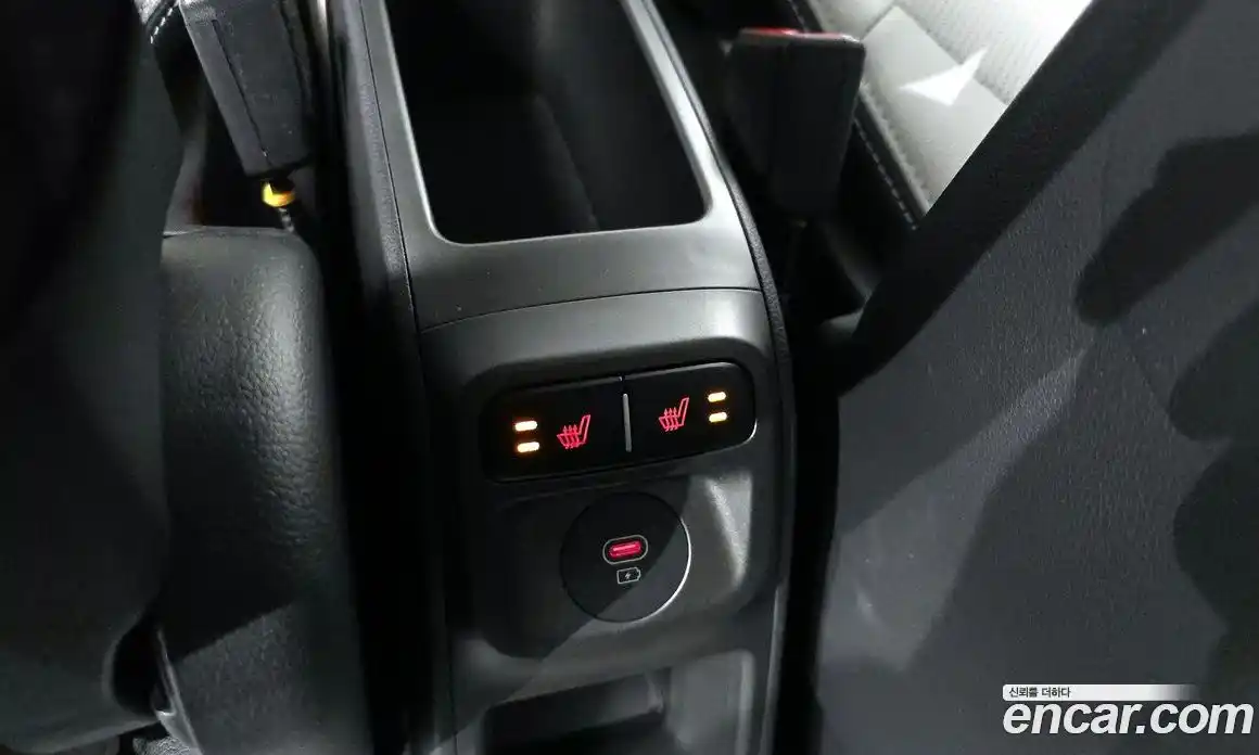 Kia Ray 2024 1.0 автомат (гидро), фото 17