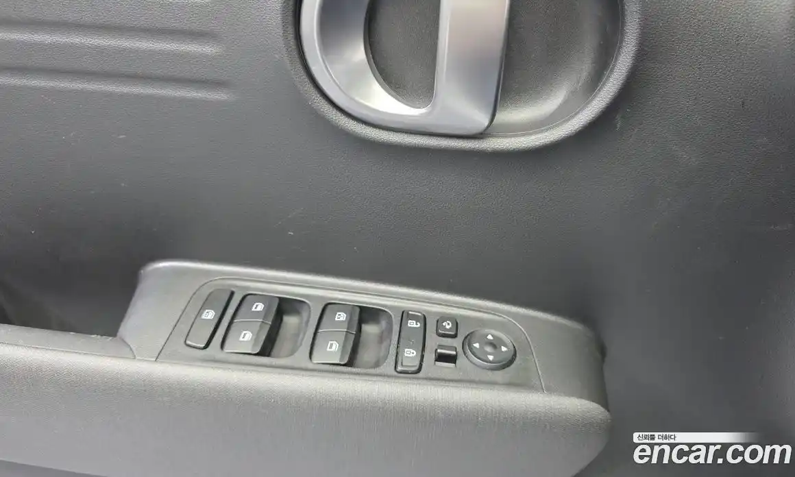 Hyundai Casper 2022 1.0 автомат (гидро), фото 12