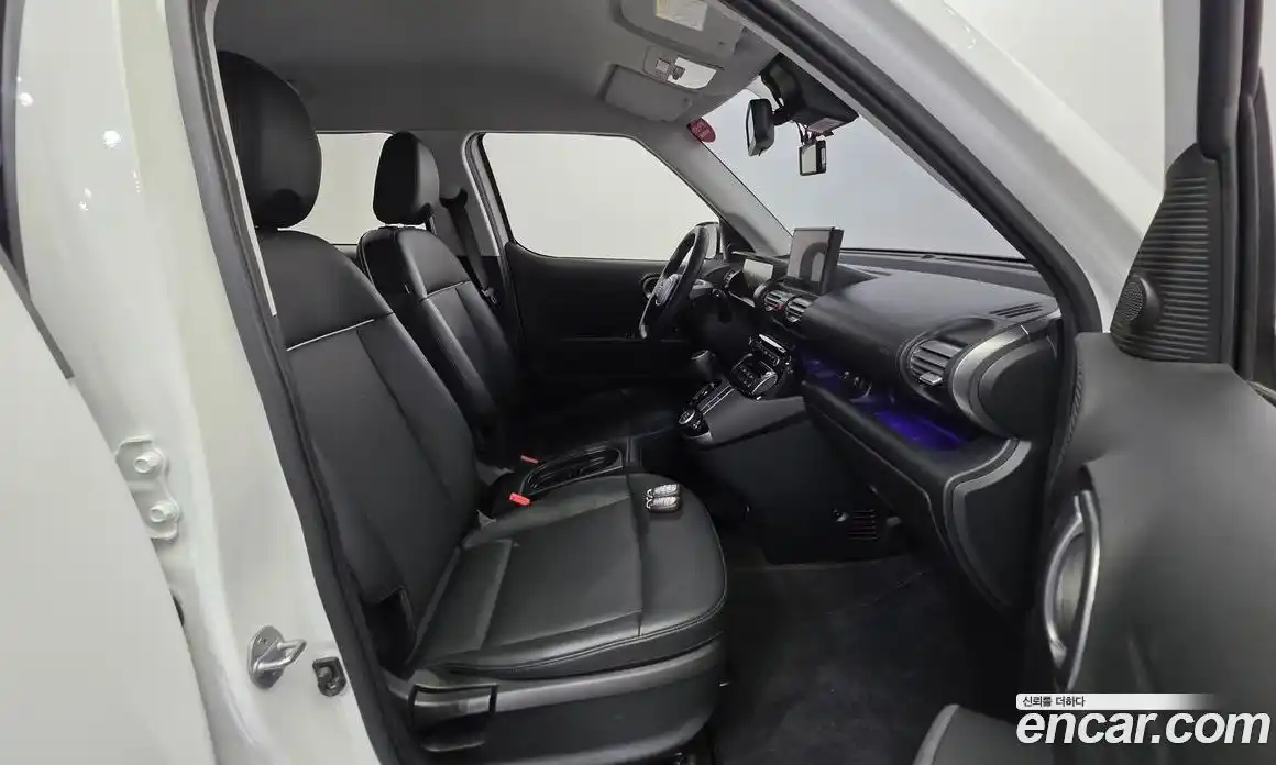 Hyundai Casper 2022 1.0 автомат (гидро), фото 10