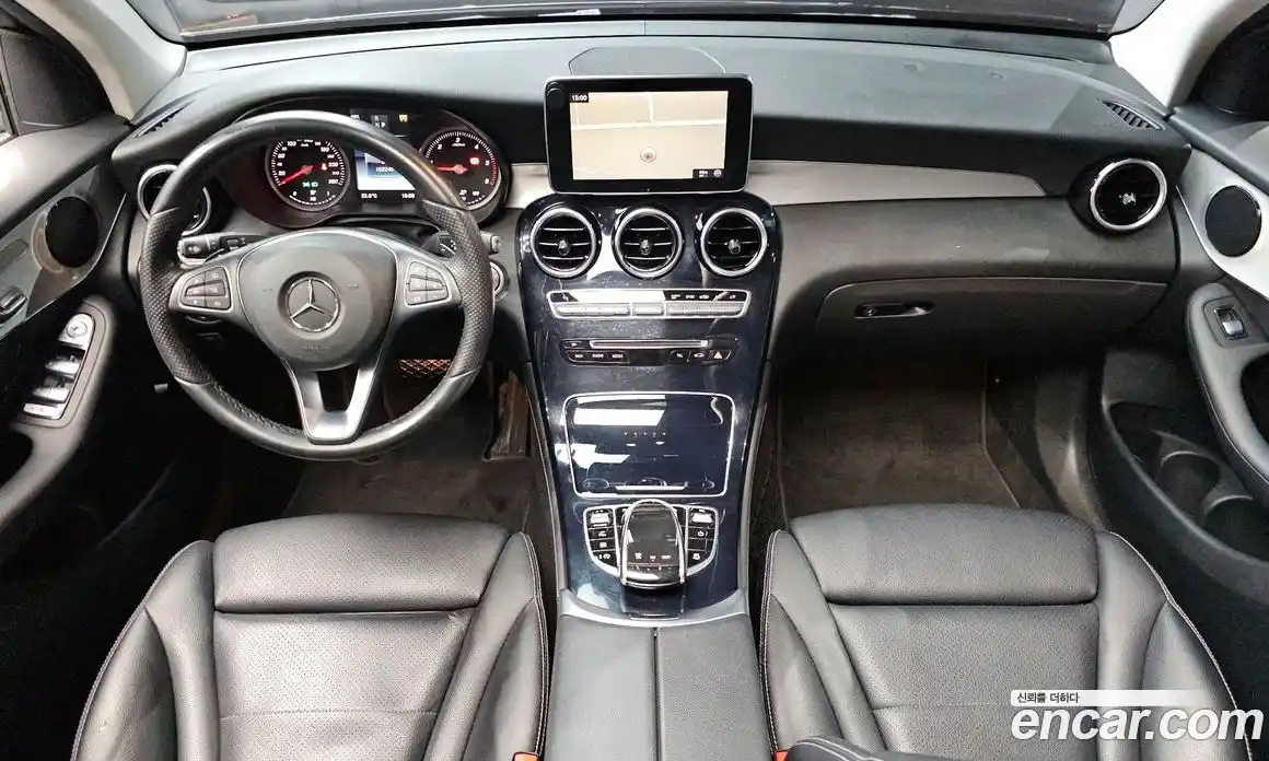 Mercedes-Benz GLC-Class 2016 2.1 гидро, фото 7 Mercedes-Benz GLC-Class 2016 2.1 гидро, фото 7