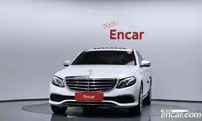 Mercedes-Benz E-Class 2017 2.0 автомат (гидро), миниатюра 3