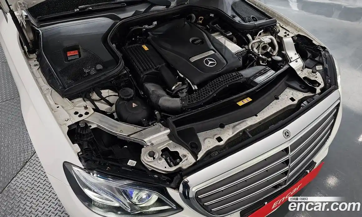 Mercedes-Benz E-Class 2017 2.0 автомат (гидро), фото 6