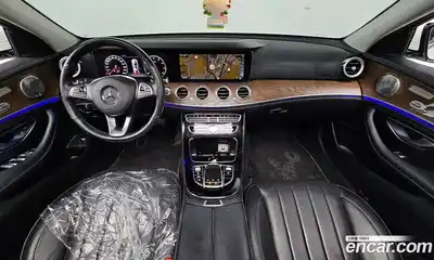 Mercedes-Benz E-Class 2017 2.0 автомат (гидро), миниатюра 10