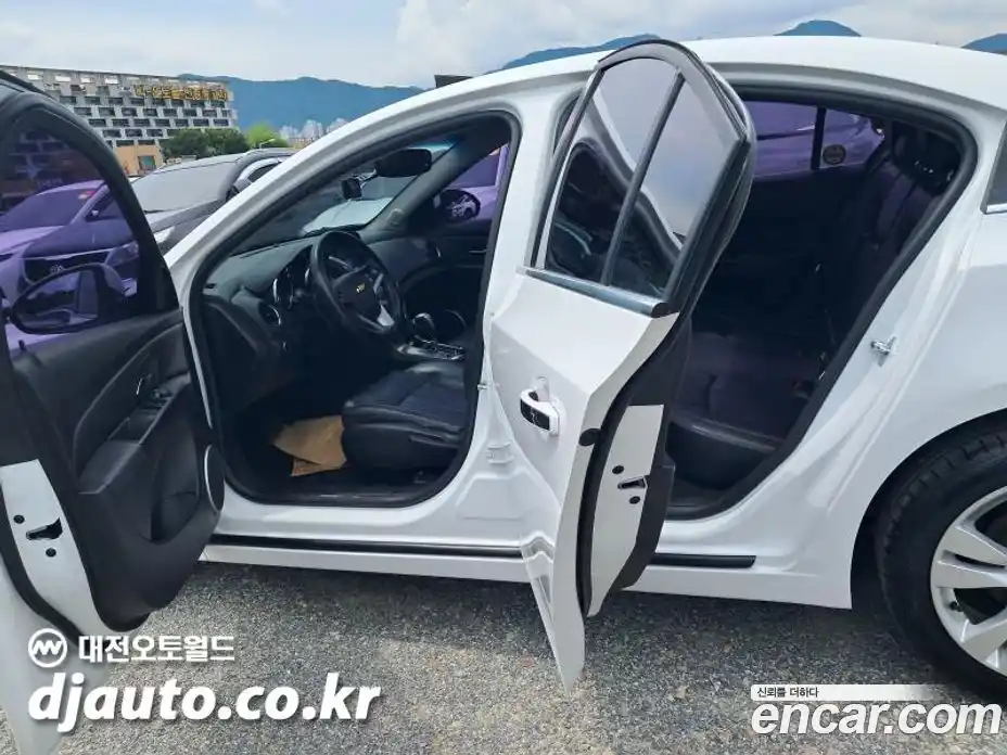 Chevrolet Cruze 2014 1.8 автомат (гидро), фото 8