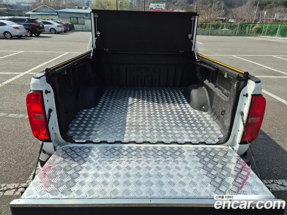Chevrolet Colorado 2020 3.6 автомат (гидро), фото 16