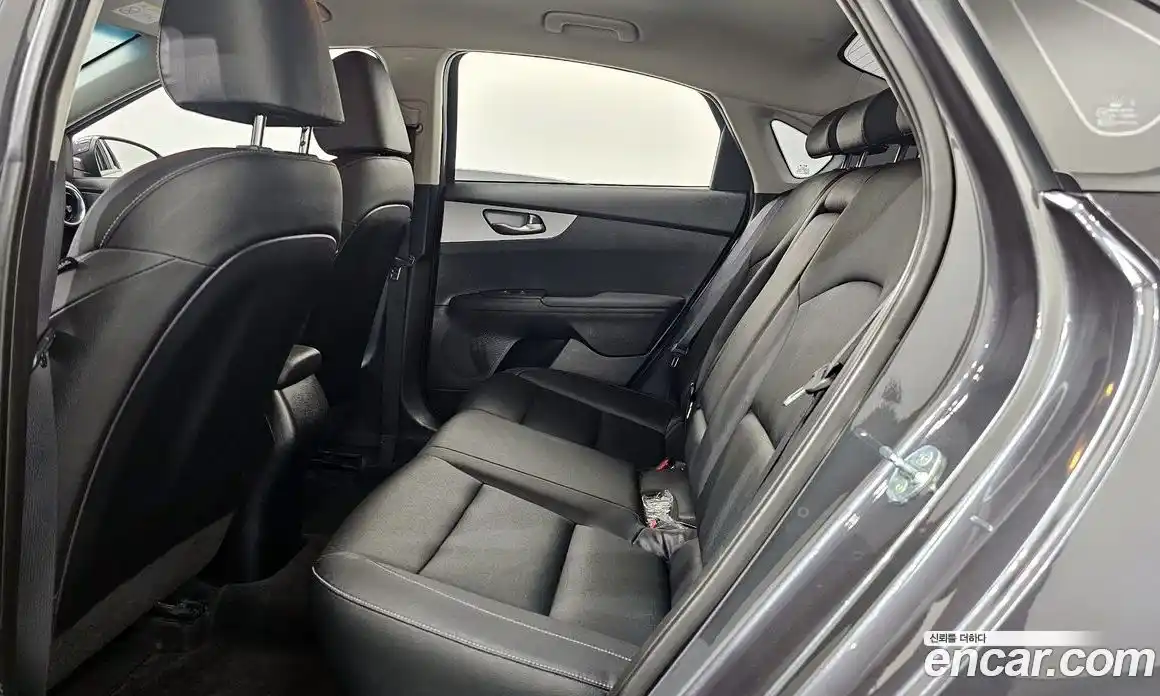 Kia K3 2021 1.6 автомат (гидро), фото 16