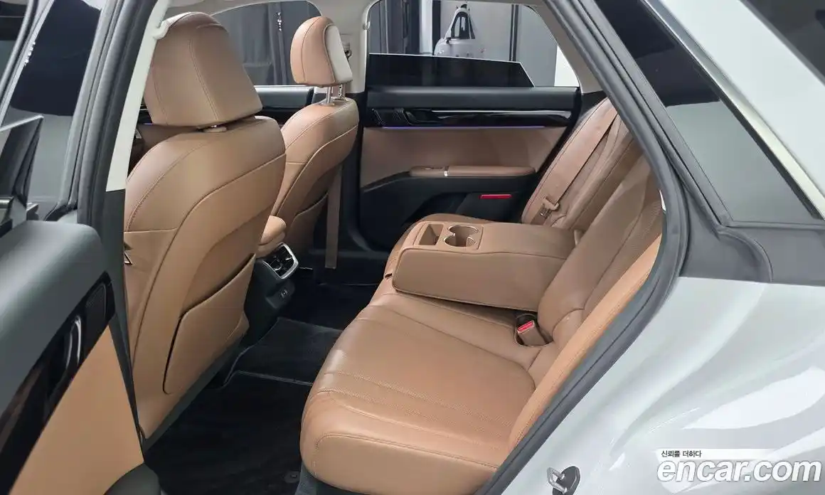 Hyundai Grandeur 2023 2.5 автомат (гидро), фото 17