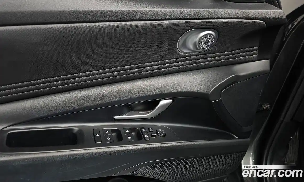 Hyundai Avante 2022 1.6 автомат (гидро), фото 23