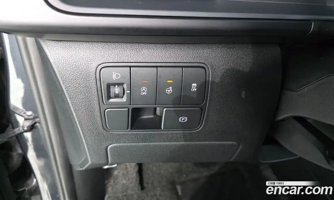 Hyundai Staria 2023 2.2 автомат (гидро), фото 29