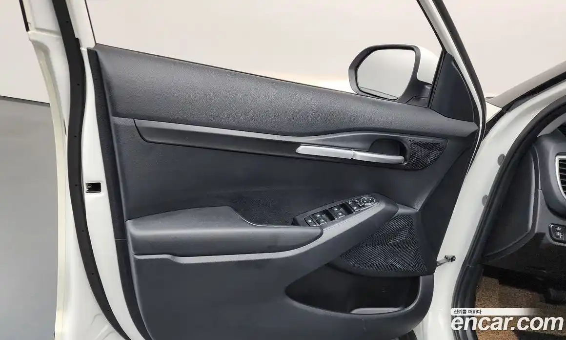 Kia Seltos 2022 1.6 автомат (гидро), фото 14