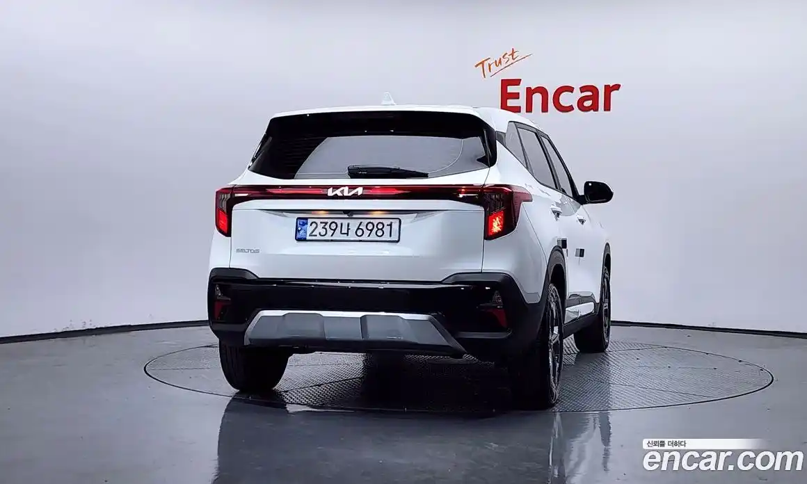 Kia Seltos 2022 1.6 автомат (гидро), фото 4