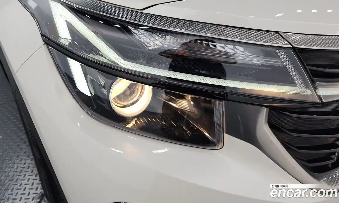 Kia Seltos 2022 1.6 автомат (гидро), фото 8