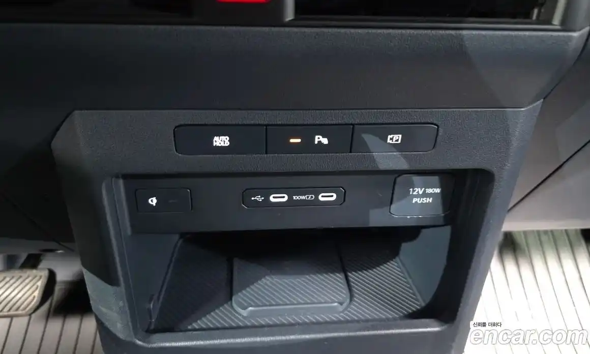Kia PV5 2025 0.2 автомат (гидро), фото 19